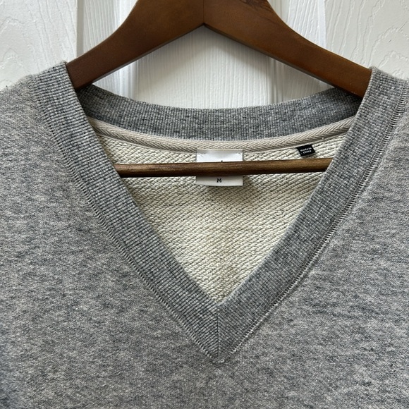 Cabi Fusion V-Neck Cropped Sweatshirt with Cable Knit Sleeves - Picture 7 of 10